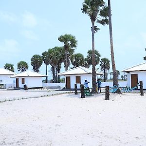 Palm Beach Resort Ceylon